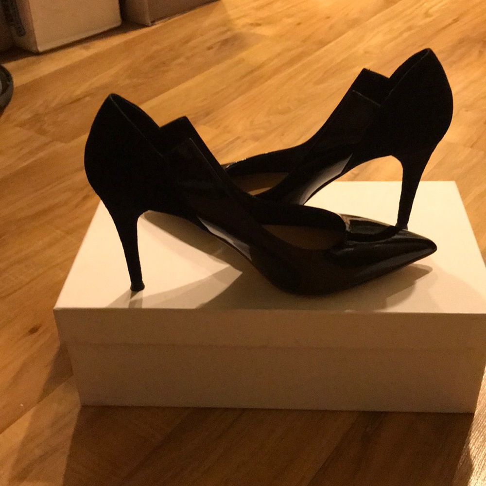 Chloe Black Pumps - Picture 3 of 5